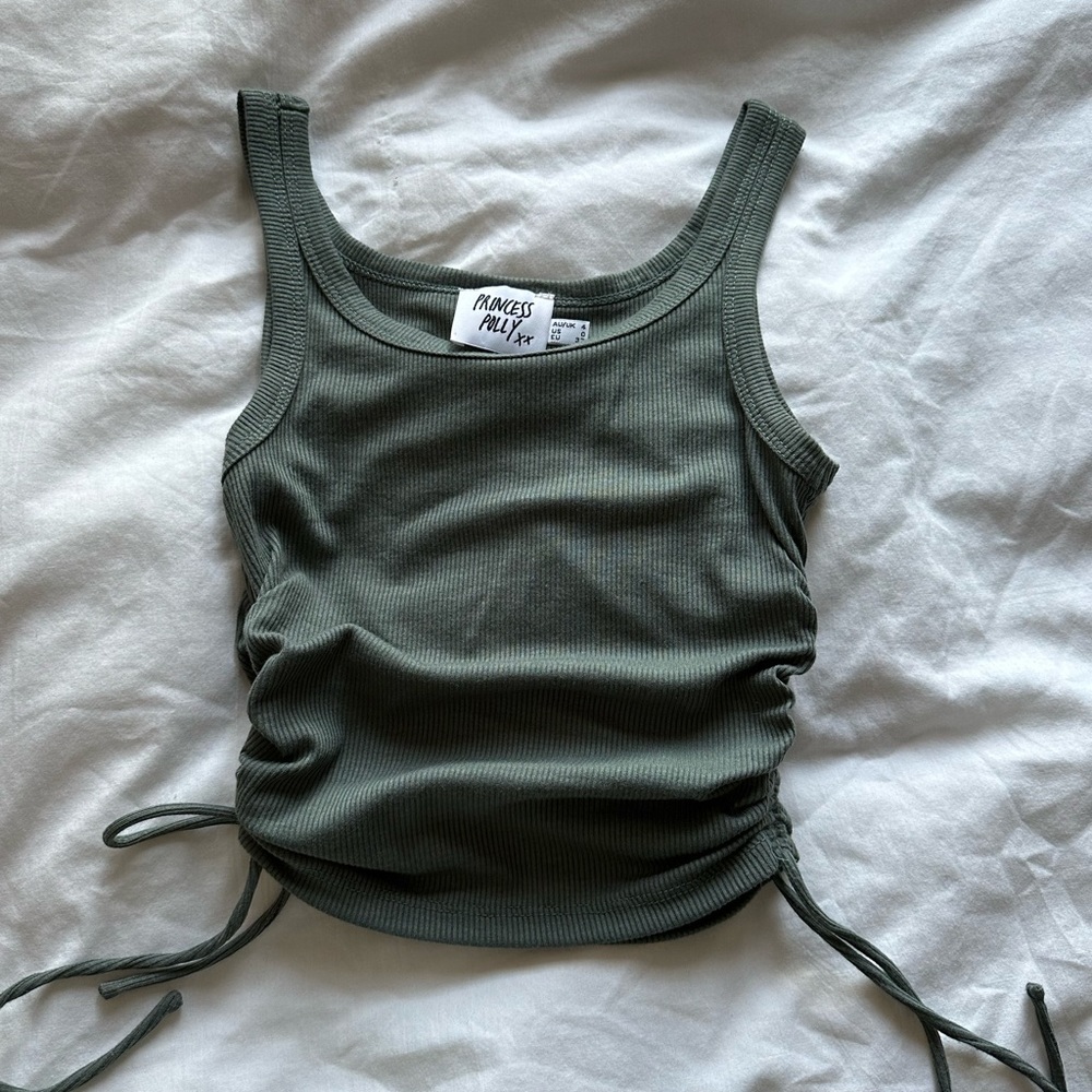 Princess polly green tank